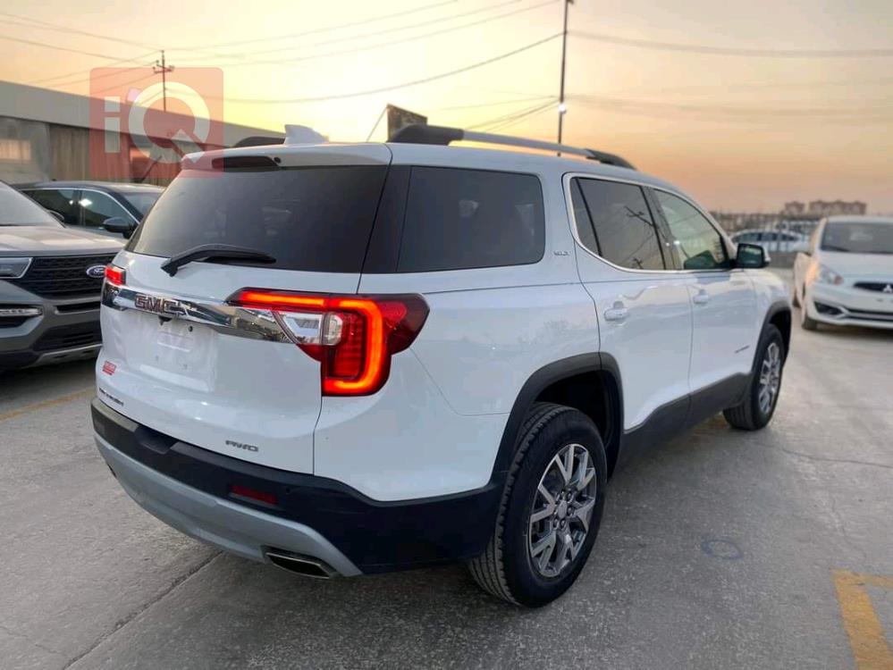 GMC Acadia